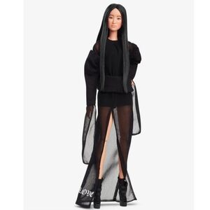 Mattel  Vera Wang Tribute Barbie